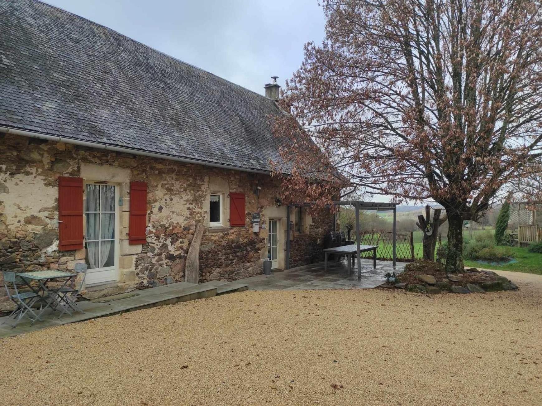 Domaine De La Clauzade Bed & Breakfast Saint-Germain-les-Vergnes Dış mekan fotoğraf
