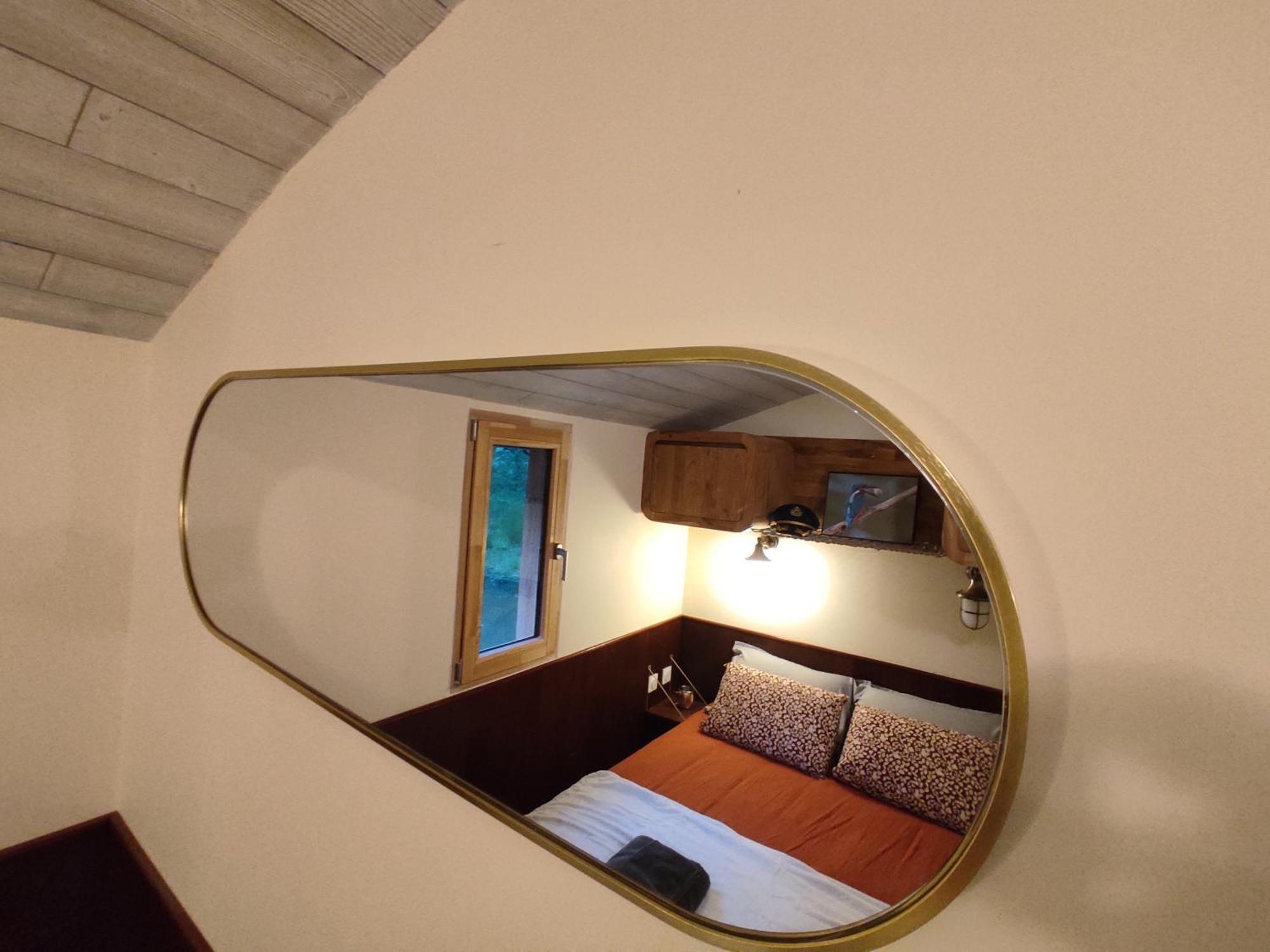 Domaine De La Clauzade Bed & Breakfast Saint-Germain-les-Vergnes Dış mekan fotoğraf