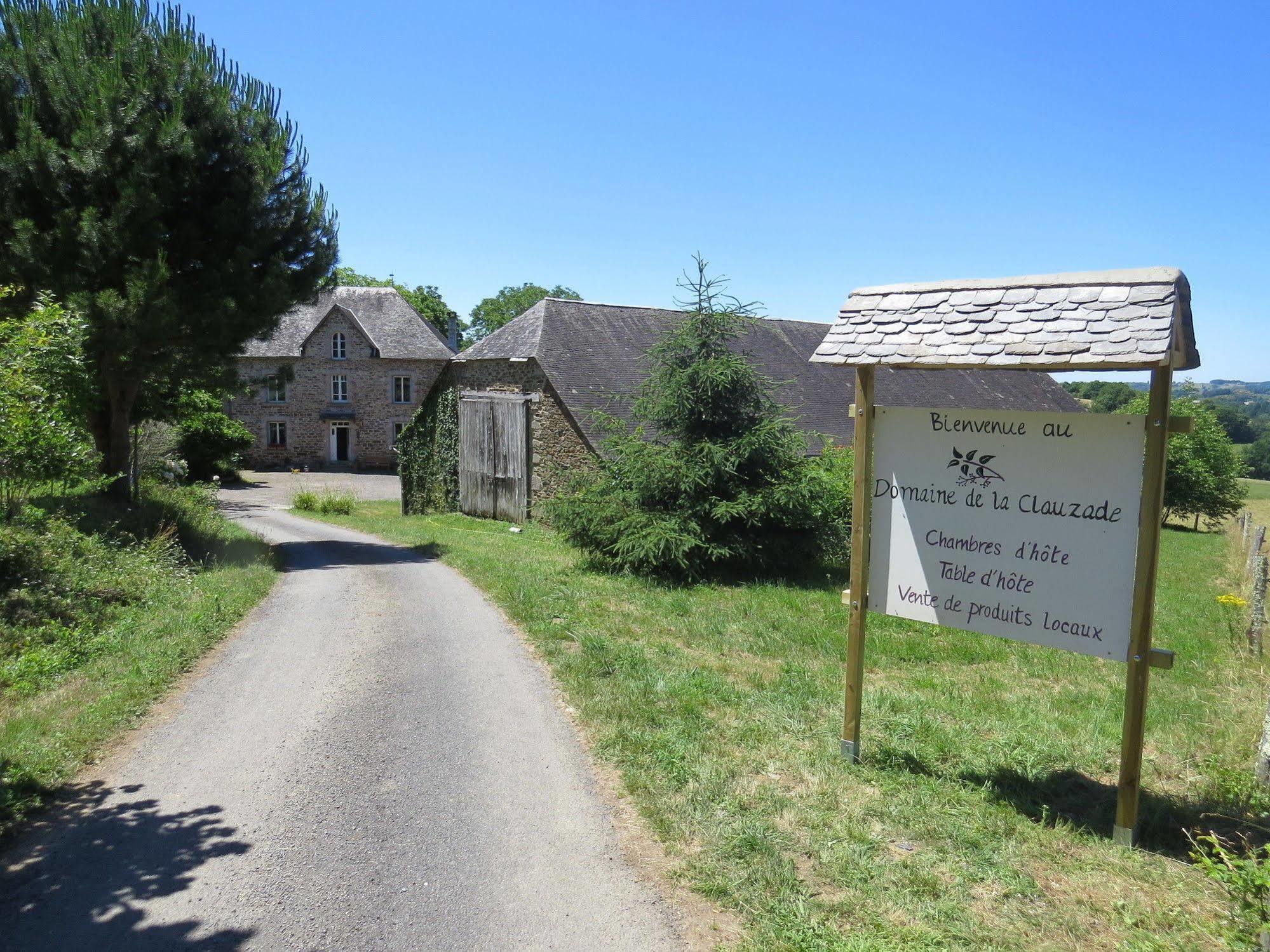 Domaine De La Clauzade Bed & Breakfast Saint-Germain-les-Vergnes Dış mekan fotoğraf
