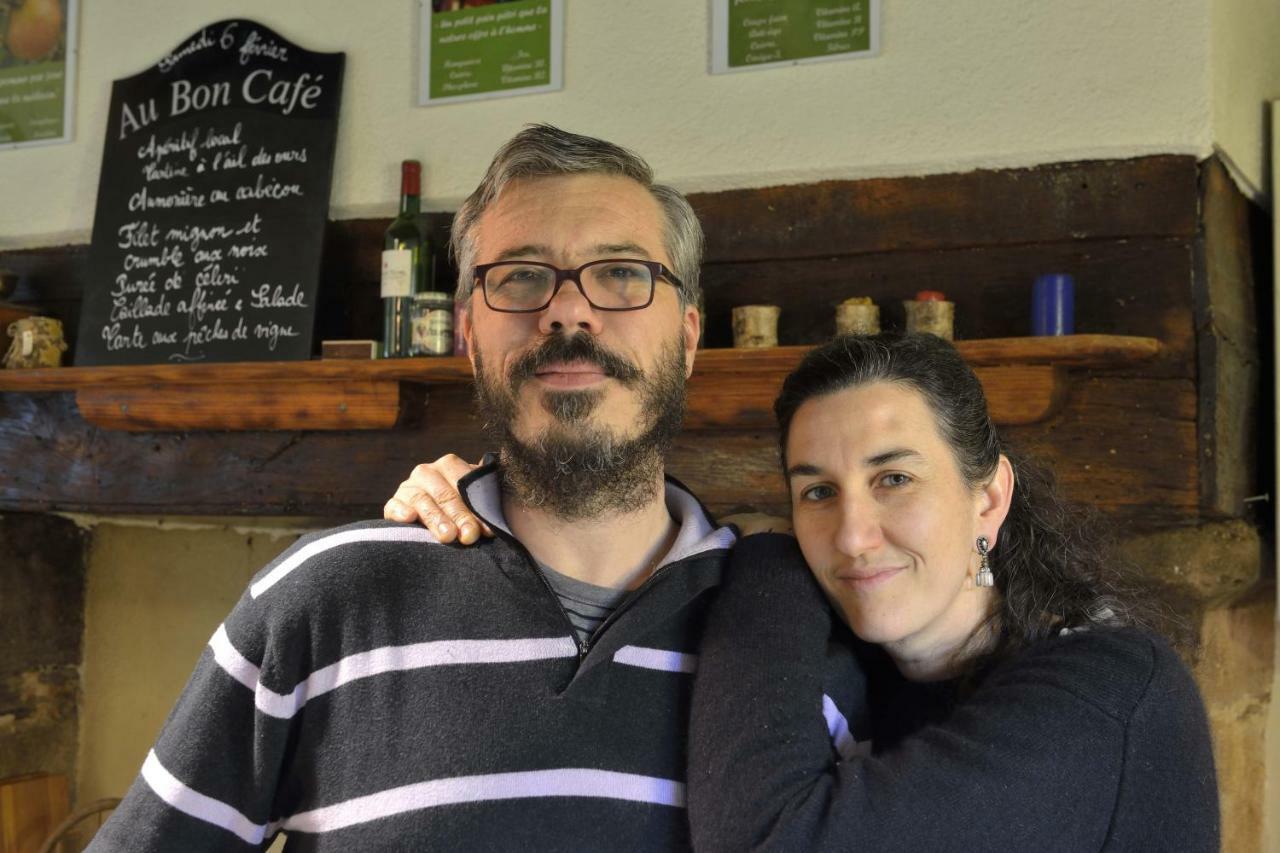 Domaine De La Clauzade Bed & Breakfast Saint-Germain-les-Vergnes Dış mekan fotoğraf